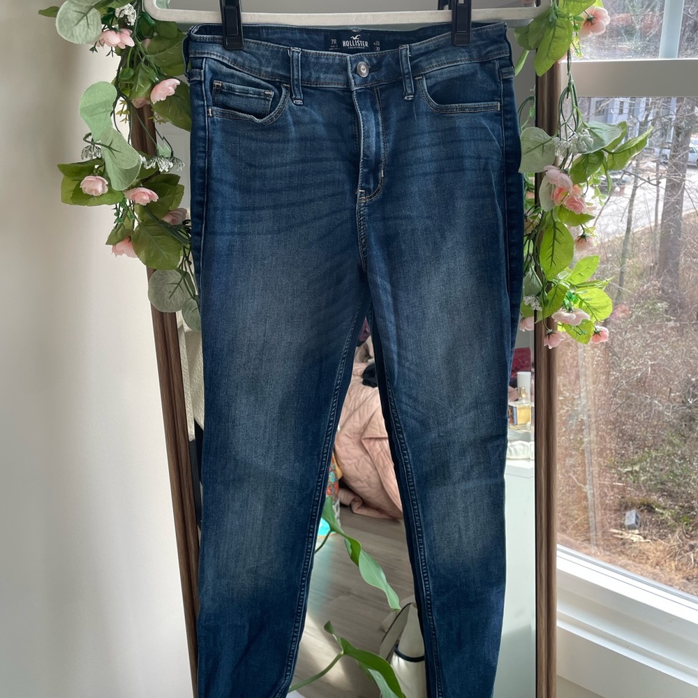 Hollister High Rise Super Skinny Jeans